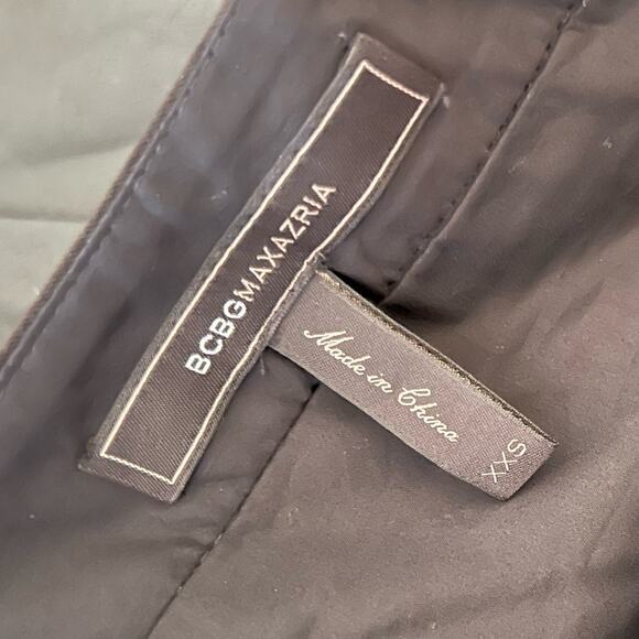 BCBG MAXAZRIA Roxy Faux-Leather Detail Mini Skirt Size XXS - Picture 11 of 11